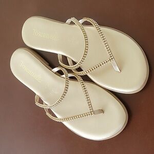 NWOT Toscanella summer sandals flip flops